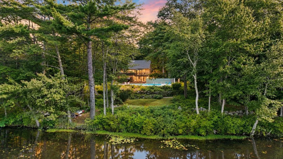 Unit for sale at 261 Forest, Hancock, NH 03449