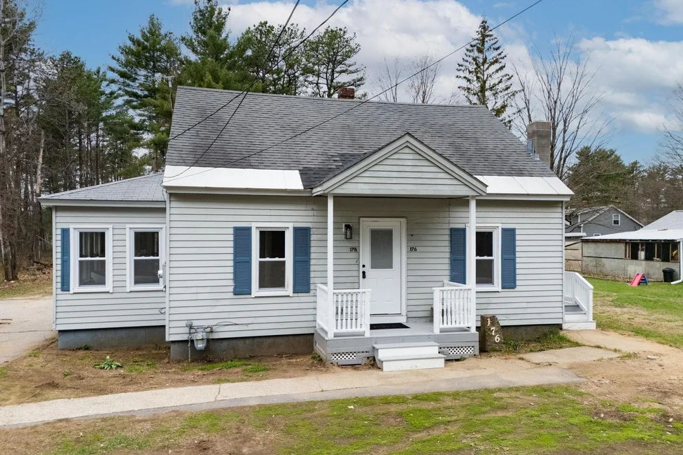 Unit for sale at 176 Airport, Concord, NH 03301