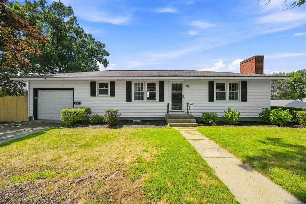 Unit for sale at 283 S Hall, Manchester, NH 03103