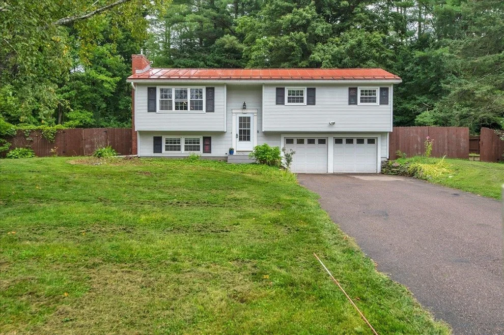 Unit for sale at 9 Griswold, Jericho, VT 05465