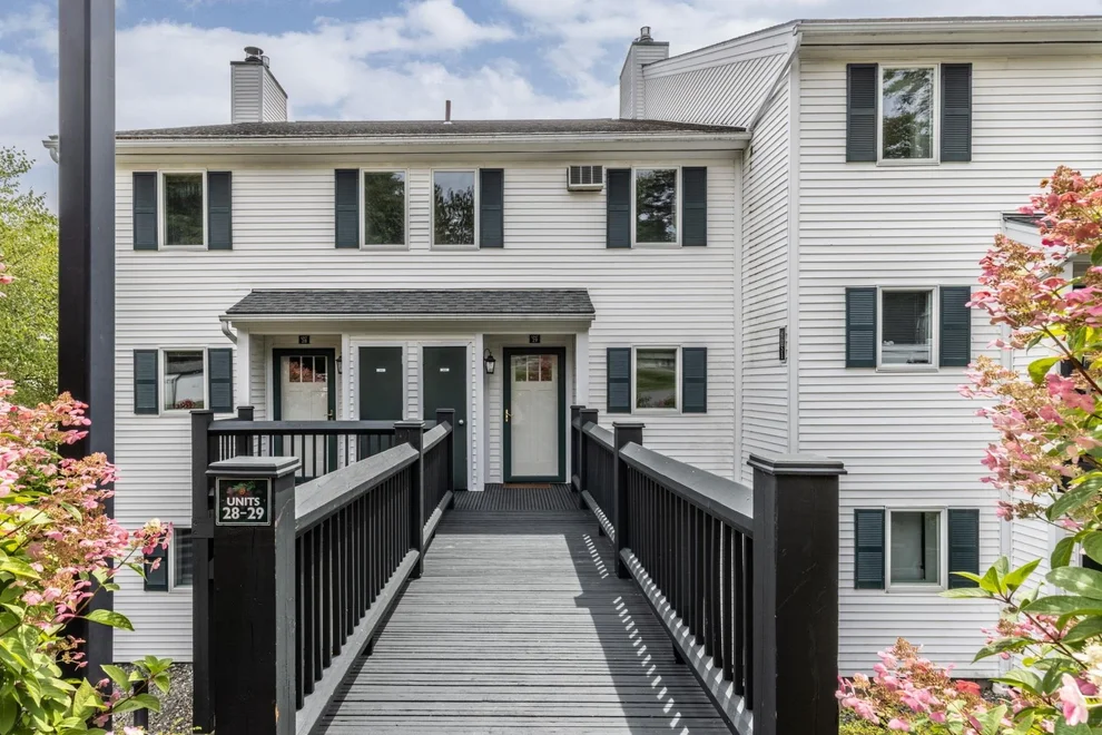 Unit for sale at 6051 Mountain, Stowe, VT 05661