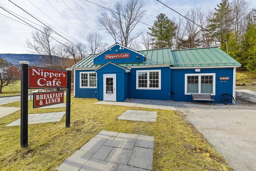 Unit for sale at 4645 Main, Manchester, VT 05255
