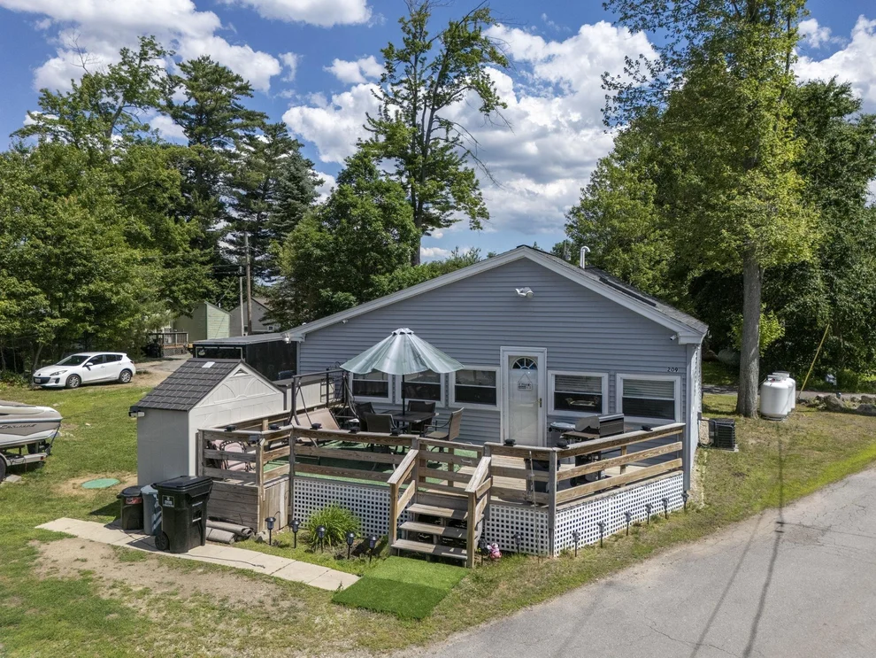 Unit for sale at 209 Chases Grove, Derry, NH 03038