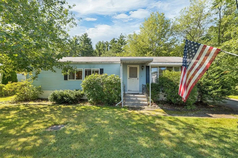 Unit for sale at 21 Sir Lancelot, Exeter, NH 03833