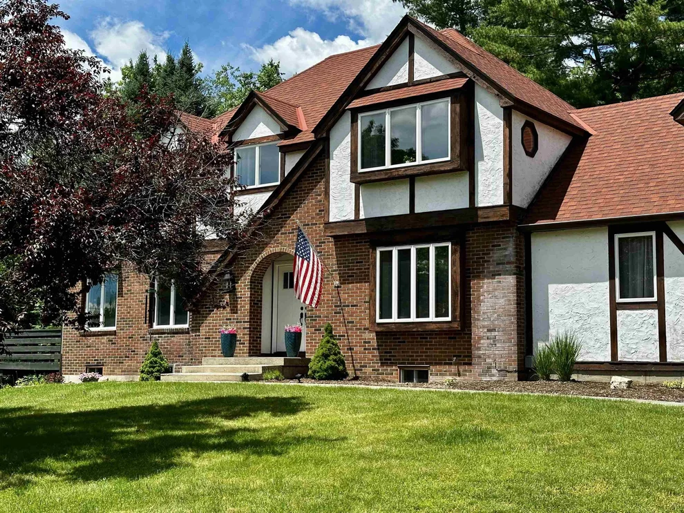 Unit for sale at 608 Orchard, Pittsford, VT 05763