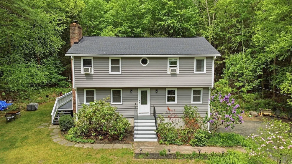 Unit for sale at 7 Hampshire, Derry, NH 03038