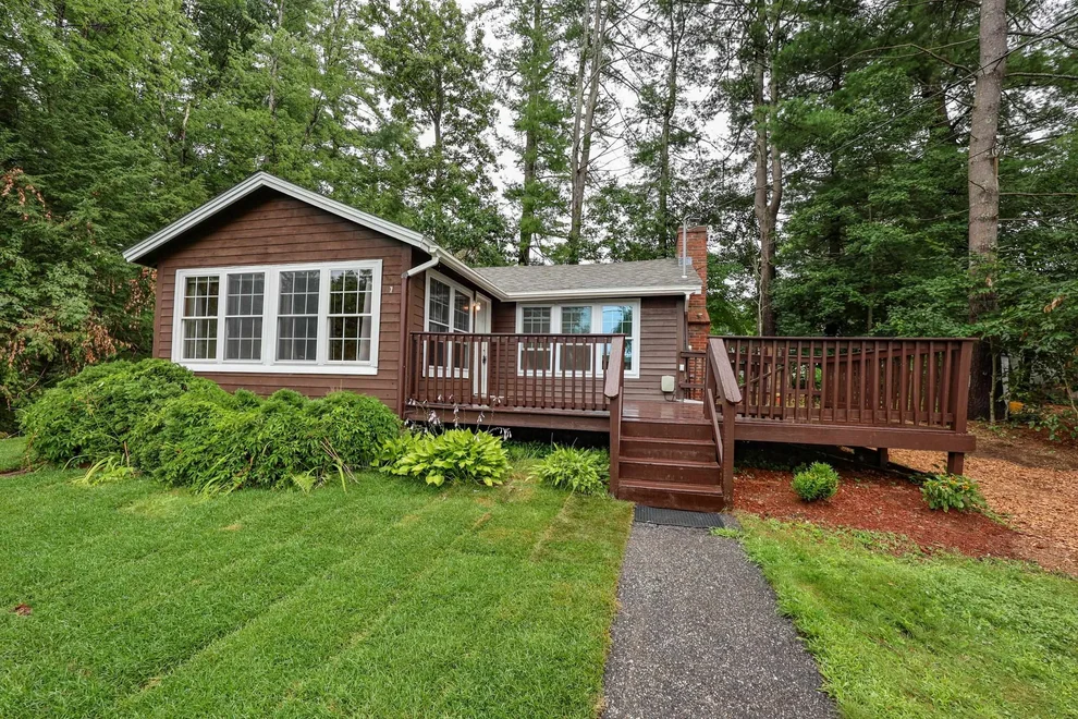 Unit for sale at 7 Holiday Shore, Dunbarton, NH 03046