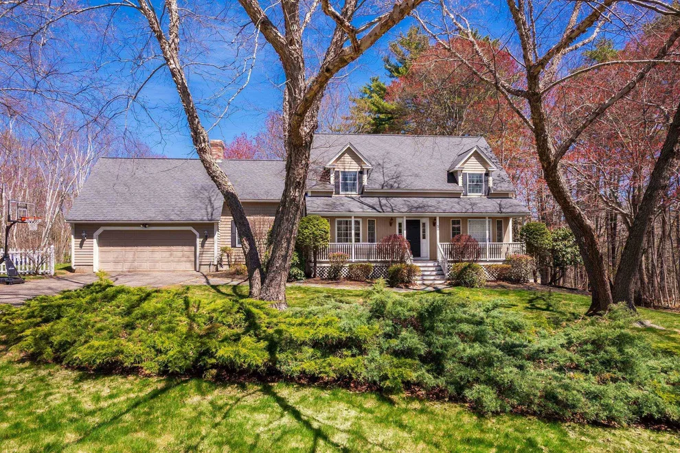 Unit for sale at 1 Meadowlark, York, ME 03909