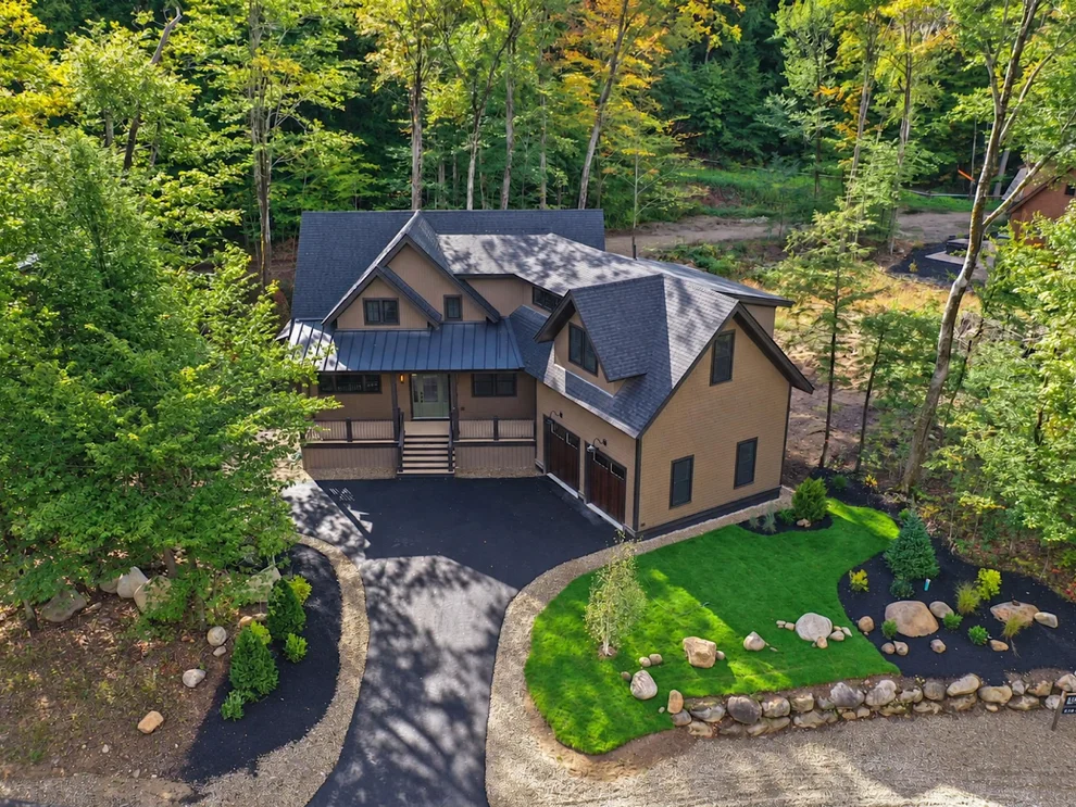 Unit for sale at 215 South Peak, Lincoln, NH 03251