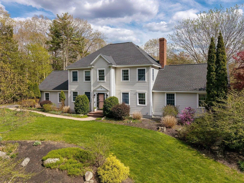 Unit for sale at 8 Balsam, Stratham, NH 03885