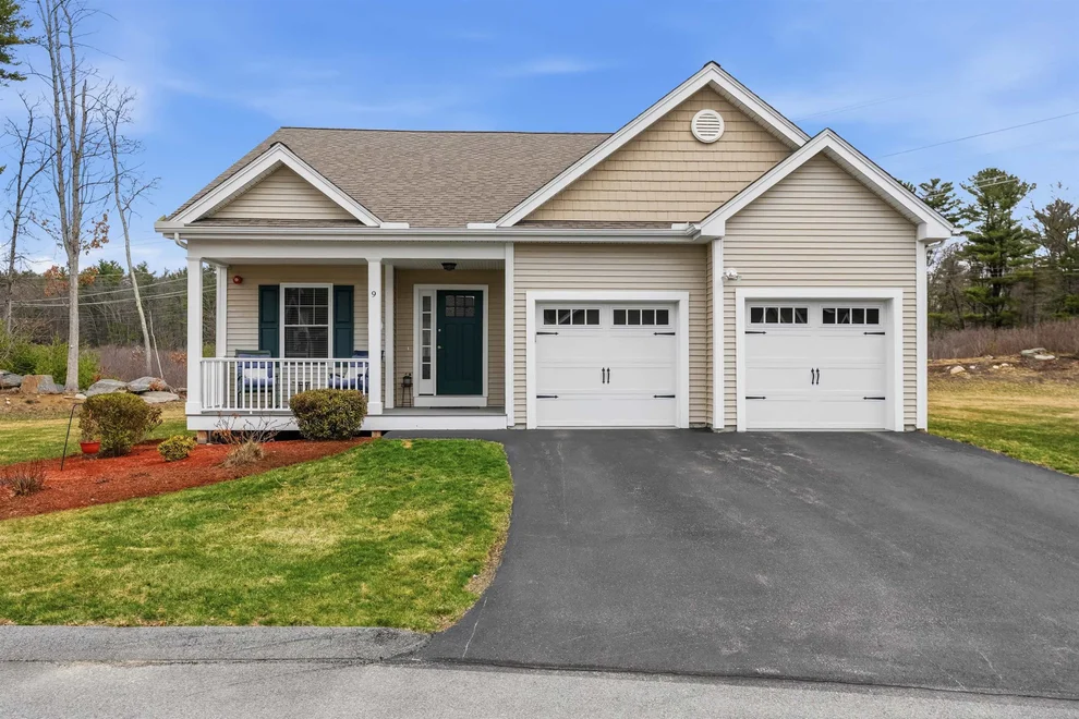 Unit for sale at 9 Redwood, Pelham, NH 03076
