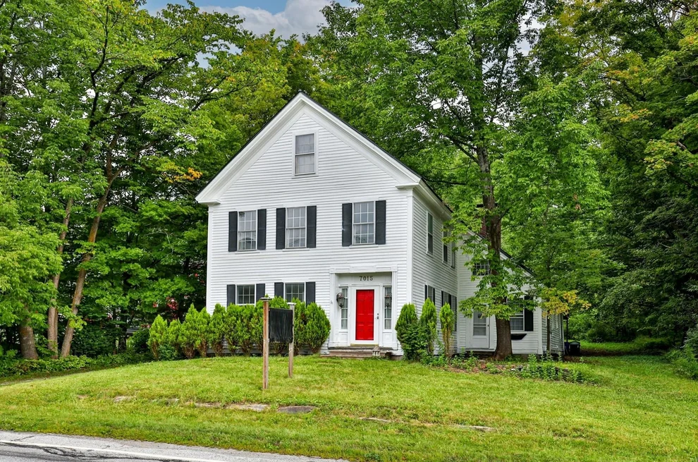 Unit for sale at 7015 Route 4, Bridgewater, VT 05034