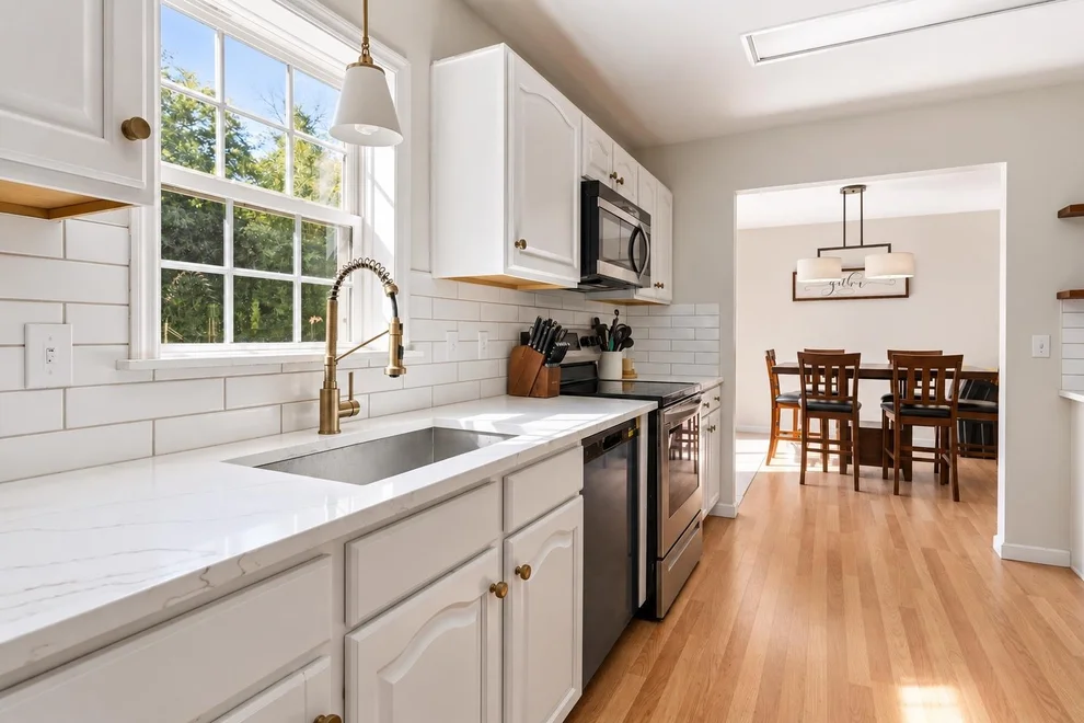 Unit for sale at 134 Woodland, Grantham, NH 03753