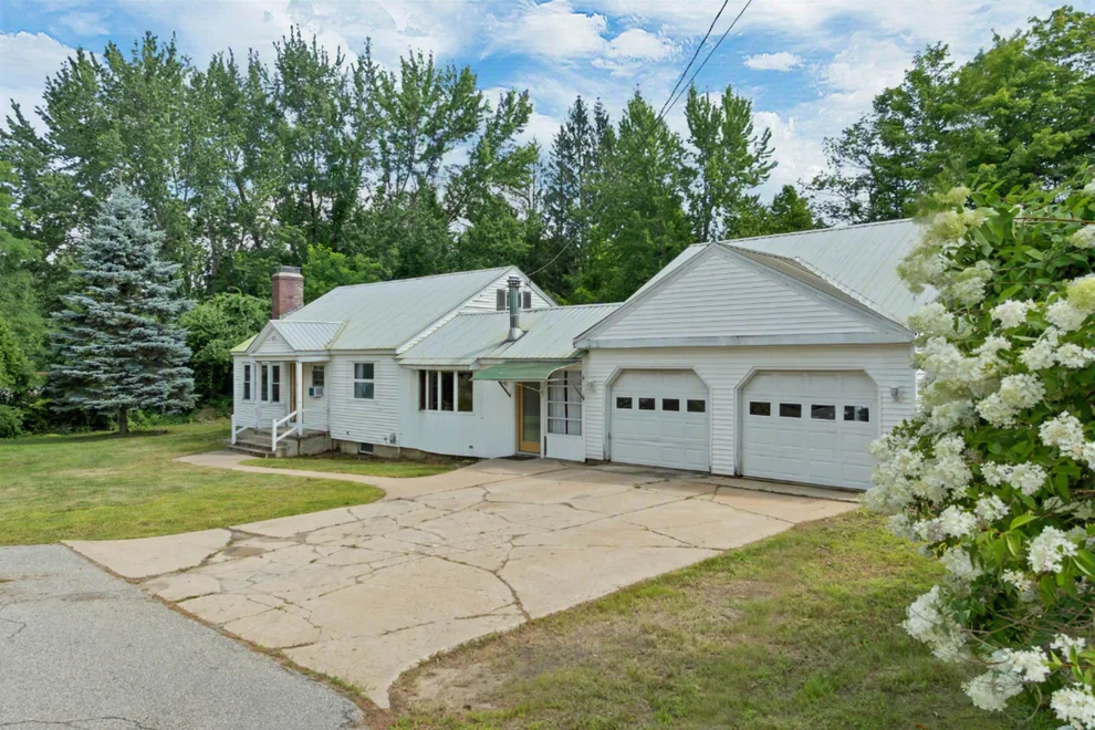 Unit for sale at 27 Village, Conway, NH 03818