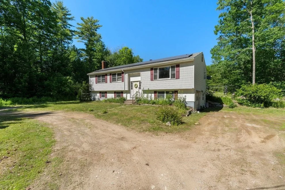 Unit for sale at 8 Cottage, Farmington, NH 03835