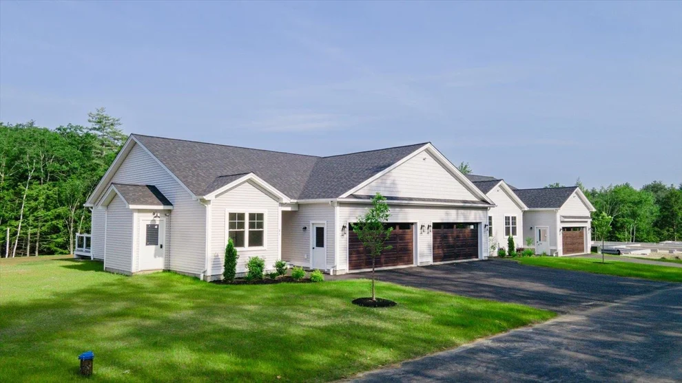 Unit for sale at Unit 9 Willow, Rindge, NH 03461