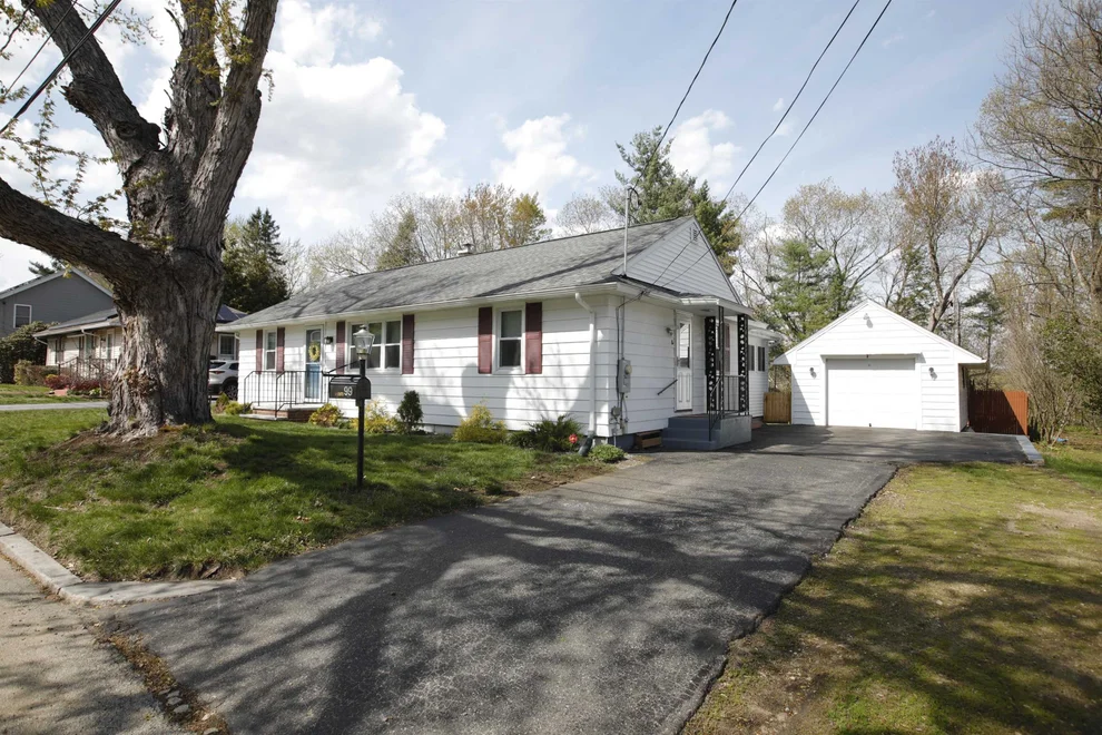 Unit for sale at 99 Saint Marie, Manchester, NH 03102