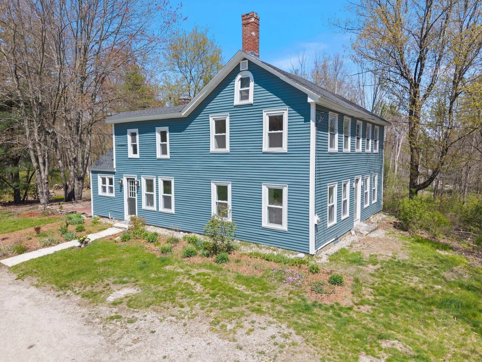 Unit for sale at 102 Mountain, Goffstown, NH 03045
