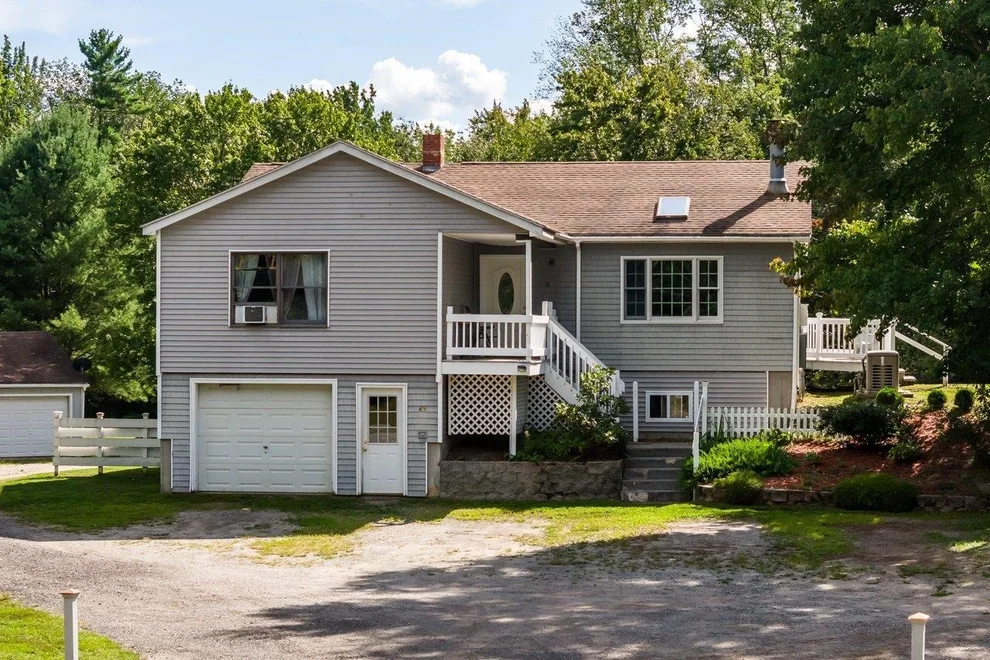 Unit for sale at 49 Route 107, Brentwood, NH 03833
