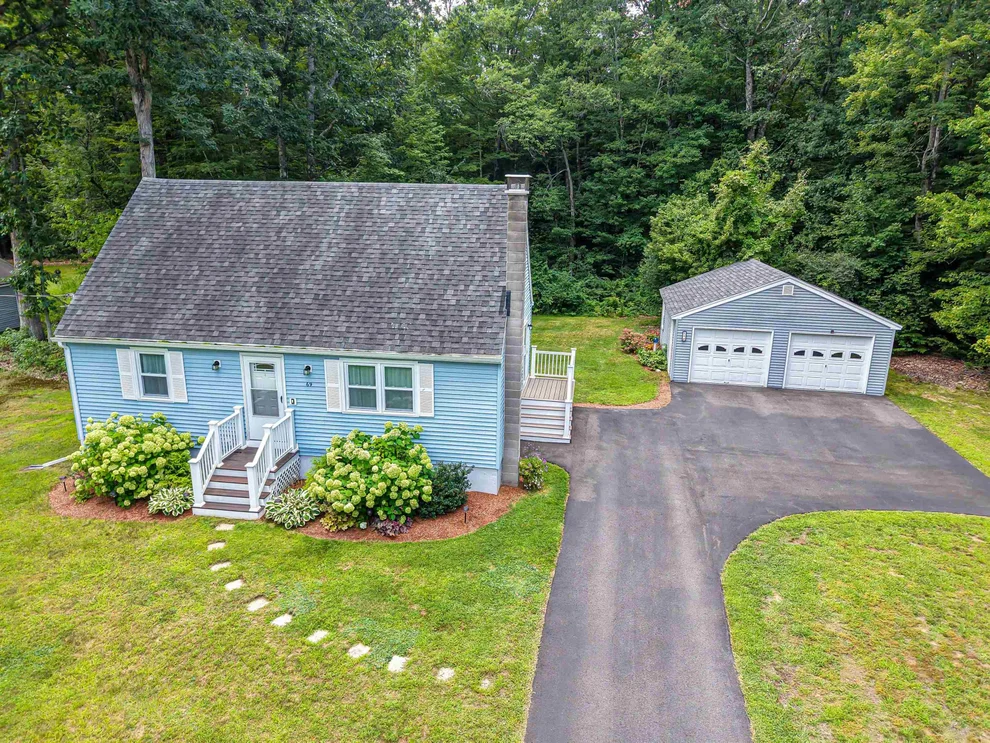 Unit for sale at 69 Forest, Boscawen, NH 03303