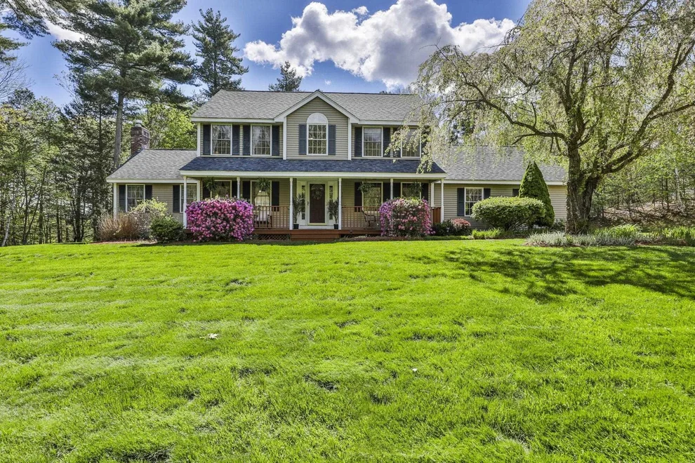 Unit for sale at 123 Noons Quarry, Milford, NH 03055