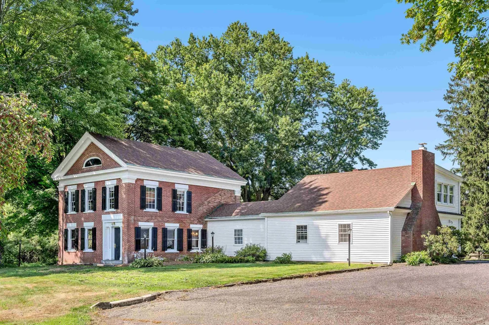 Unit for sale at 695 US Route 2, Milton, VT 05468