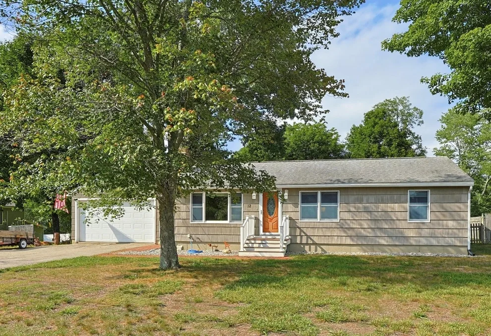 Unit for sale at 12 Olive, Salem, NH 03079