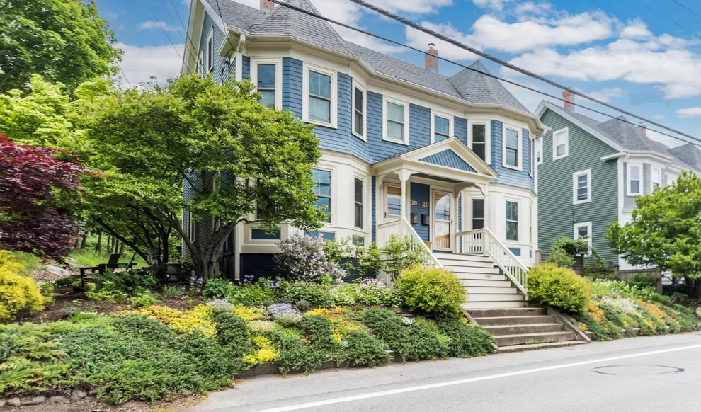 Unit for sale at 978-980 South, Portsmouth, NH 03801