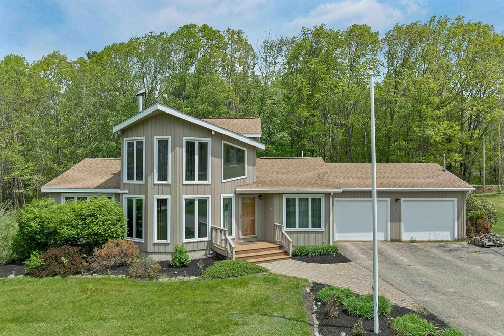 Unit for sale at 4 Birch Ledge, Meredith, NH 03253