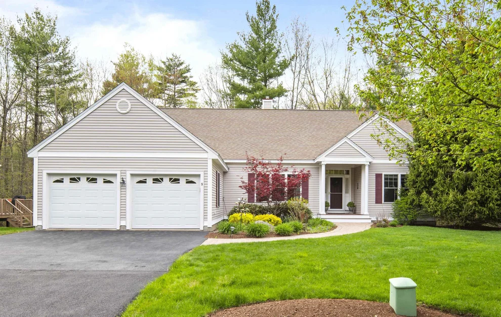 Unit for sale at 9 Tarleton, Amherst, NH 03031