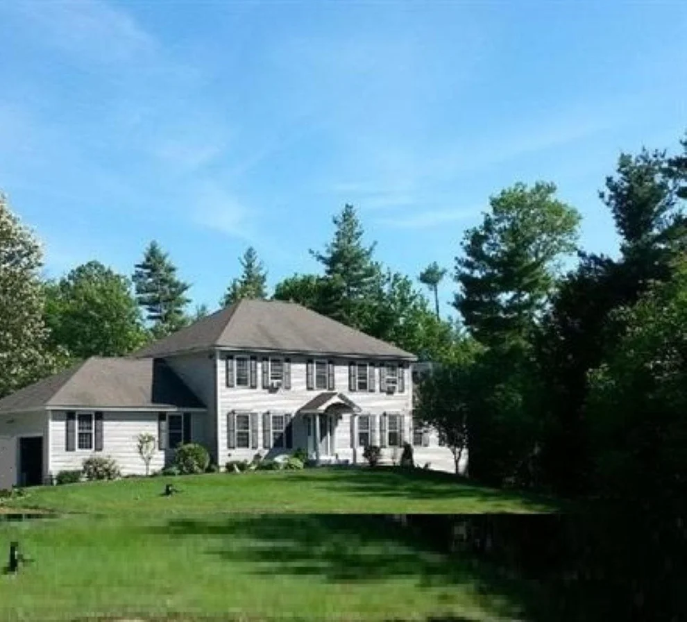 Unit for sale at 17 Orchard, New Boston, NH 03070