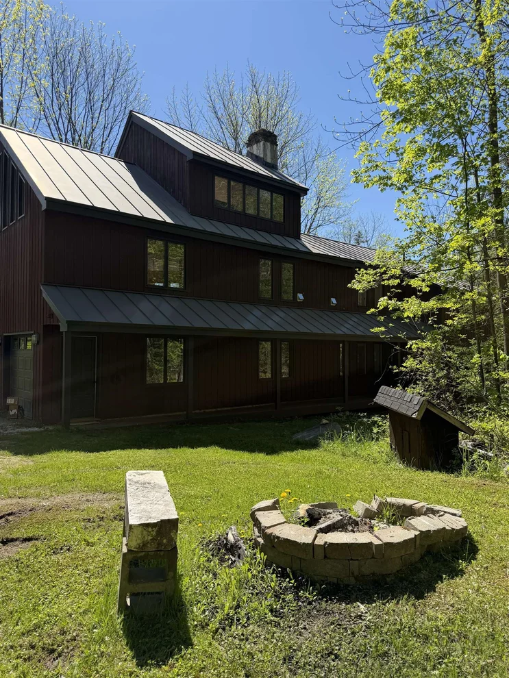 Unit for sale at 141 Great Hawk, Rochester, VT 05767