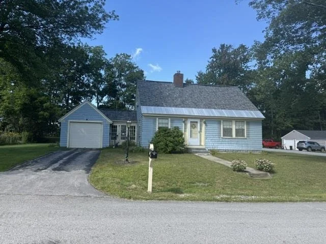 Unit for sale at 1 King, Milford, NH 03055