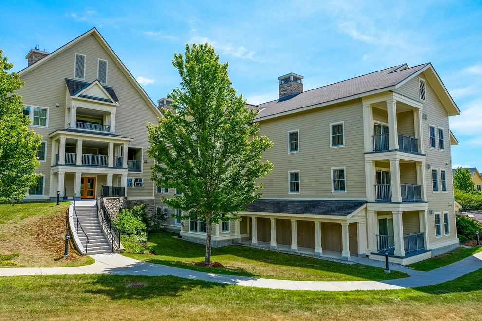 Unit for sale at 717/719 Q1-4 Jackson Gore Adams House, Ludlow, VT 05149