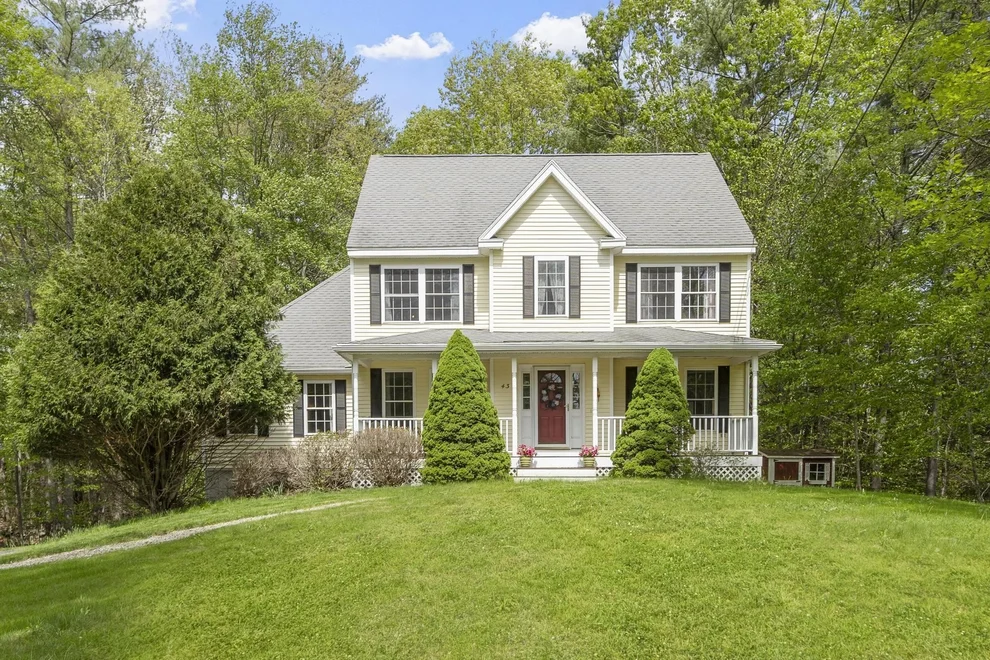 Unit for sale at 43 Ladyslipper, Newmarket, NH 03857
