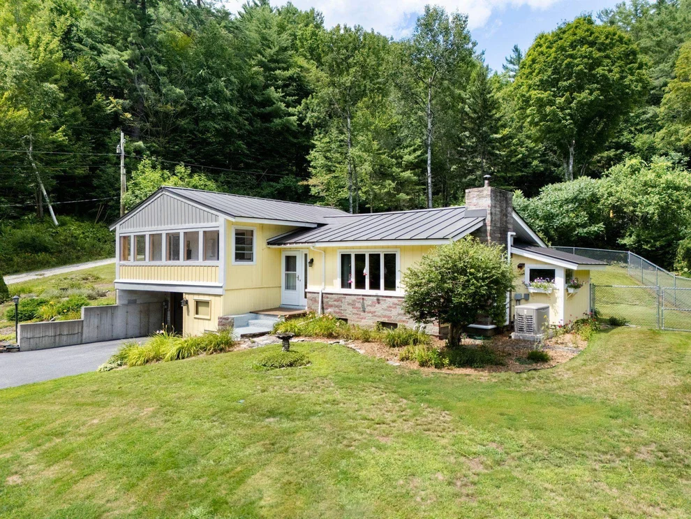 Unit for sale at 58 Hi Hopes, Wardsboro, VT 05355