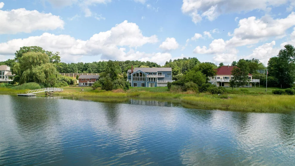 Unit for sale at 179 Spur, Dover, NH 03820