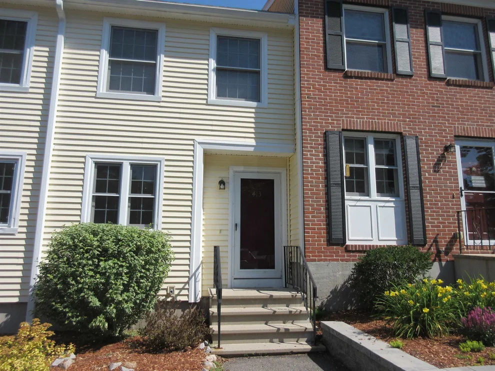 Unit for sale at 413 Fox Hollow, Manchester, NH 03104