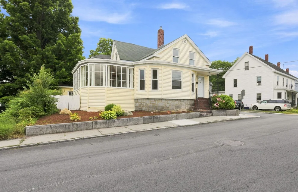 Unit for sale at 18 Summer, Nashua, NH 03064