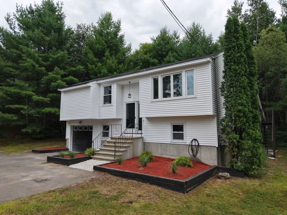 Unit for sale at 27 W Chamberlain, Merrimack, NH 03054