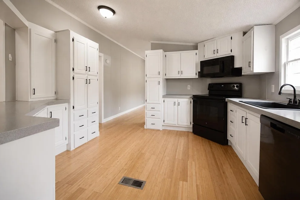 Unit for sale at 7906 Main, Huntington, VT 05462