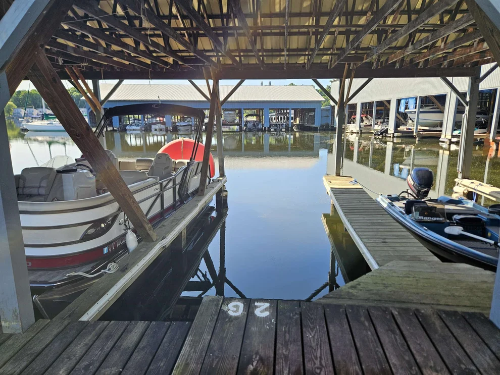 Unit for sale at 197 Farrants, Newport City, VT 05855