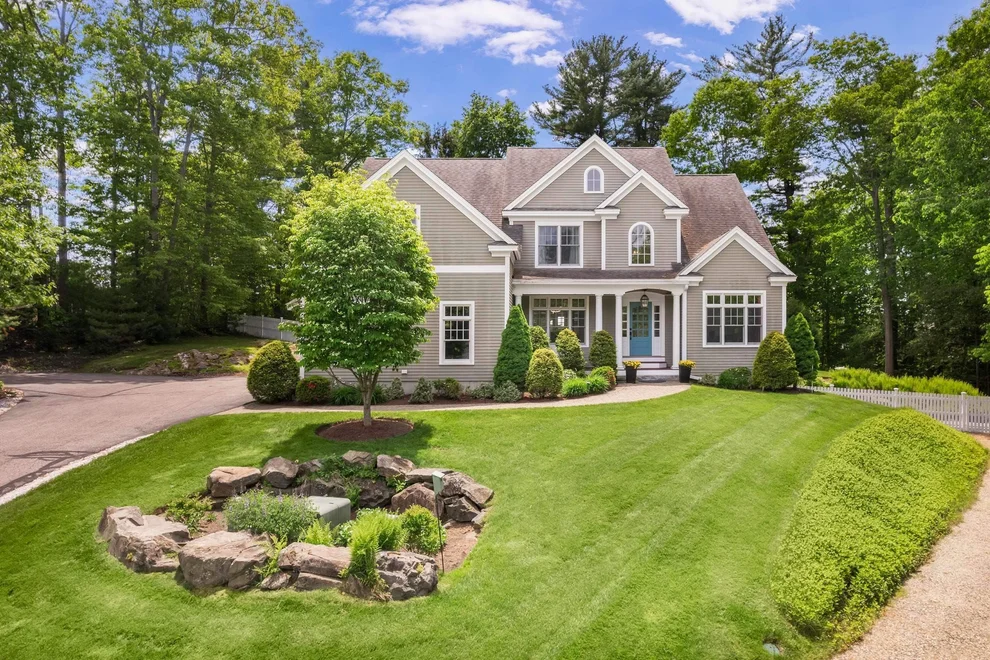 Unit for sale at 5 Tudor, Kittery, ME 03904