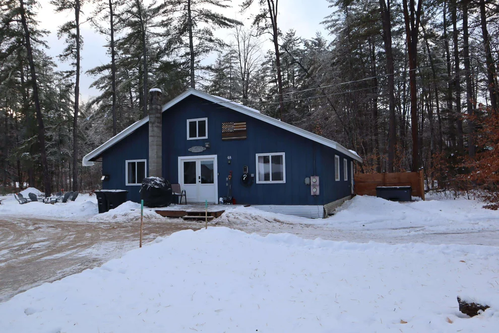 Unit for sale at 48 South, Tamworth, NH 03886