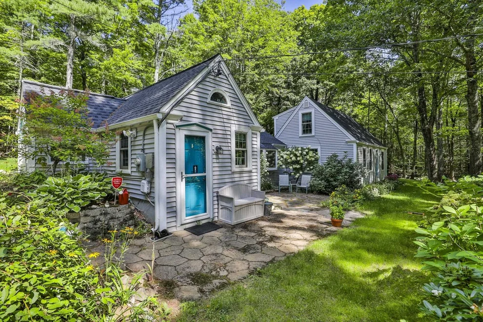 Unit for sale at 8 Putnam Hill, Wilton, NH 03086