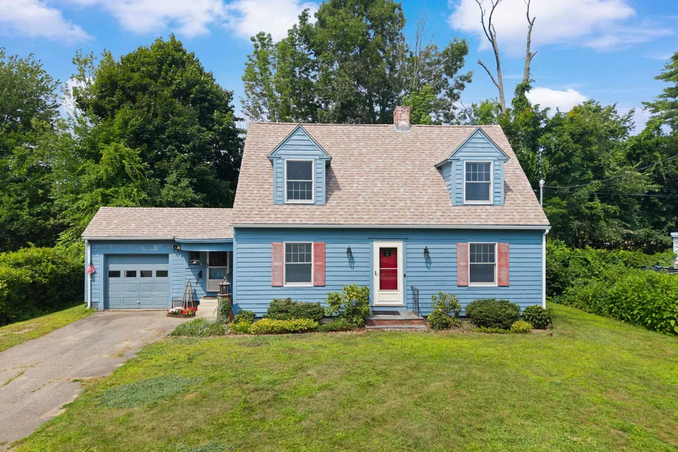 Unit for sale at 6 Hartswood, Dover, NH 03820