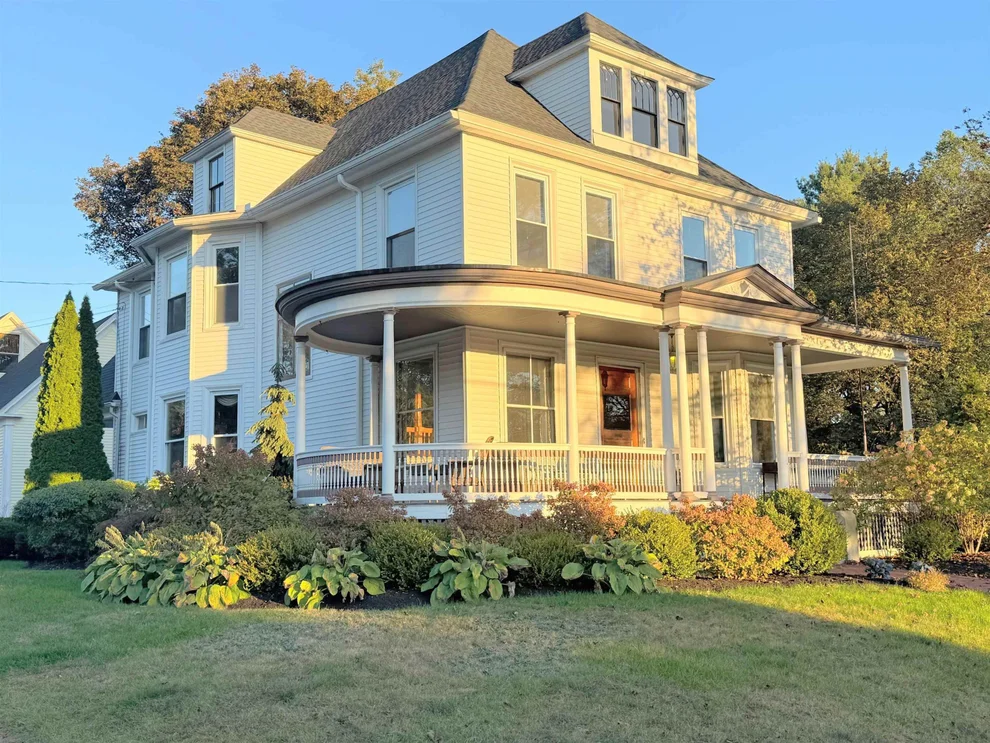 Unit for sale at 887 Chestnut, Manchester, NH 03104