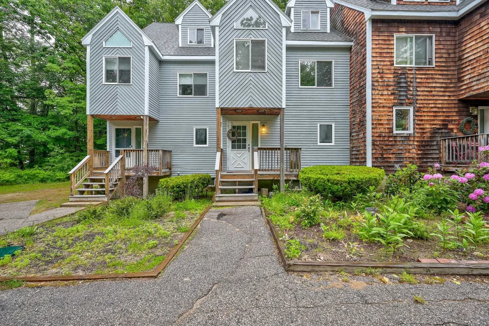 Unit for sale at 25 Hawk, Conway, NH 03860