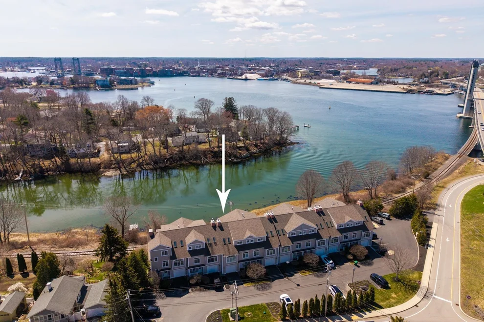 Unit for sale at 19 Bridge, Kittery, ME 03904