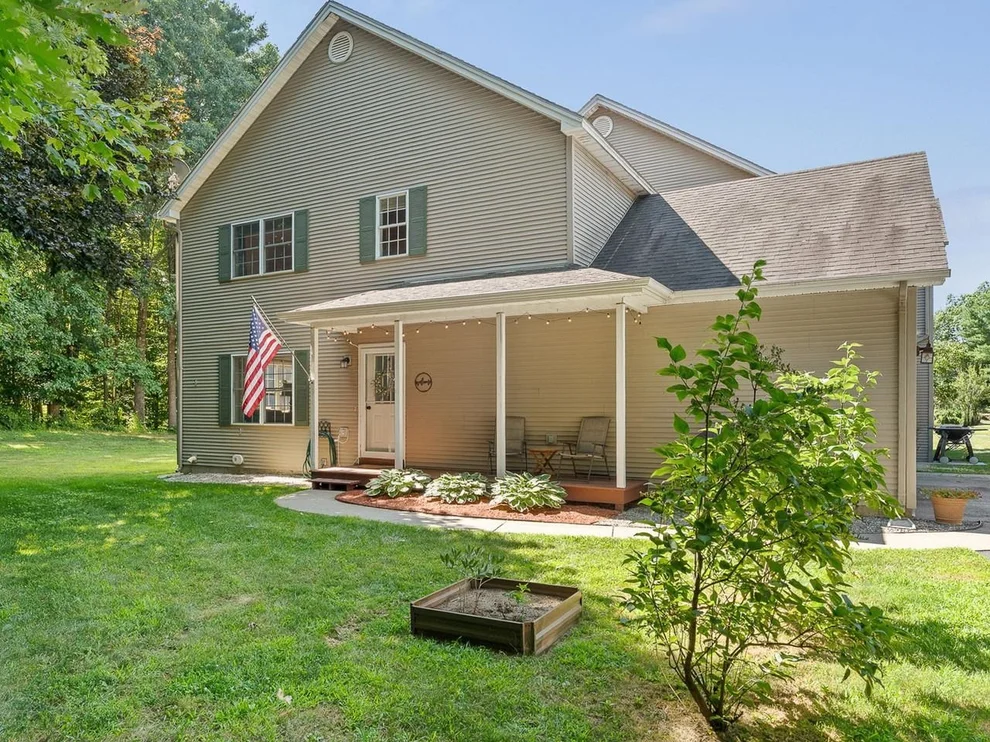 Unit for sale at 7 Donald, Milton, VT 05468